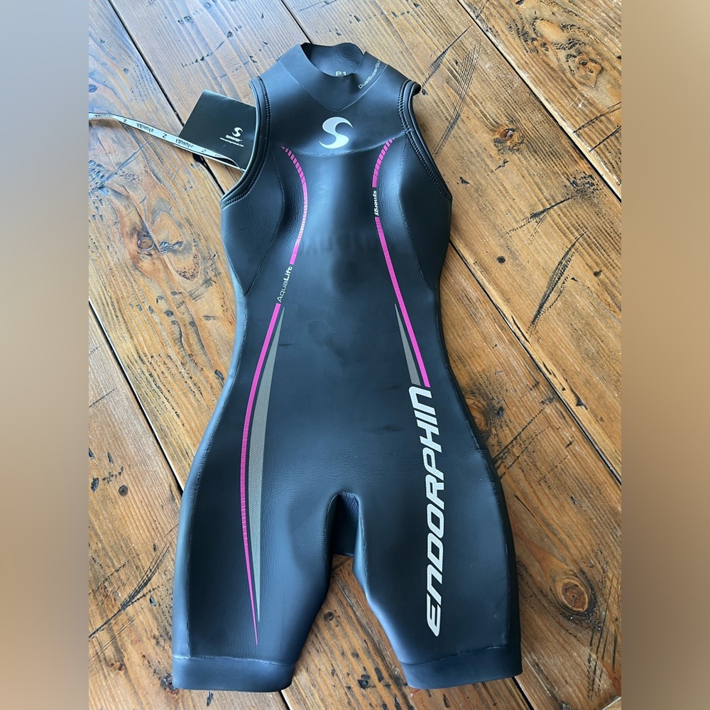 Synergy Endorphin dual super skin size P1 shorty john sleeveless wetsuit